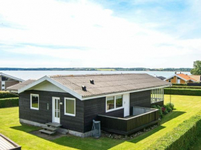Serene Holiday Home in Juelsminde with Terrace in Sønderby